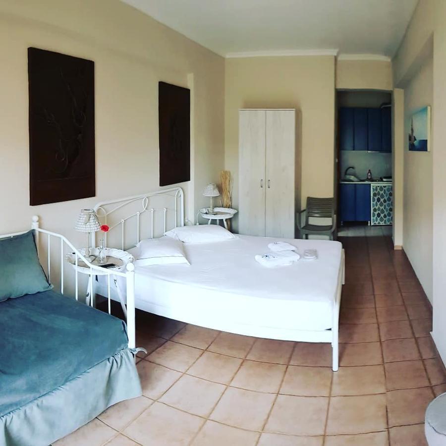 Kastalia Aparthotel Амоляни Екстериор снимка