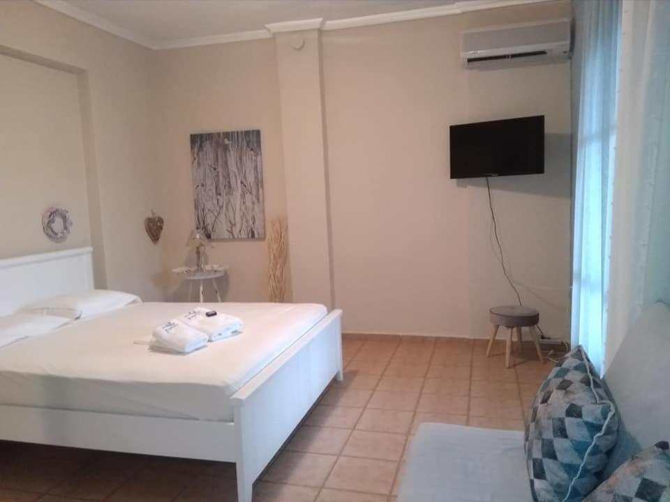 Kastalia Aparthotel Амоляни Екстериор снимка