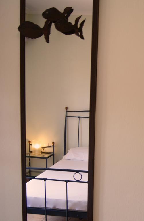 Kastalia Aparthotel Амоляни Стая снимка